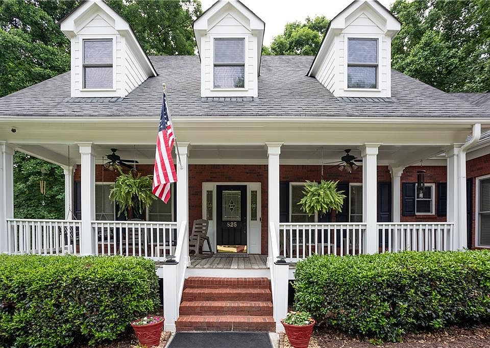 1st image of 825 Harvest Ln