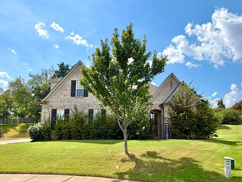 5059 Stone Shadows Dr
