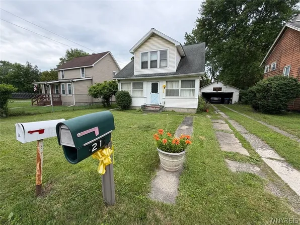 21 California Ave, Elmira, NY 14903