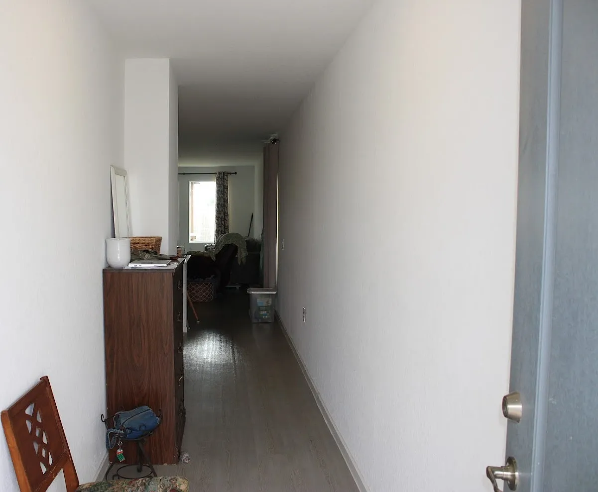 3 bed, 1402 sqft, $1,850 — Photo 2