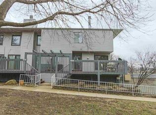 2326 Dusty Rd, Waterloo, IA 50701