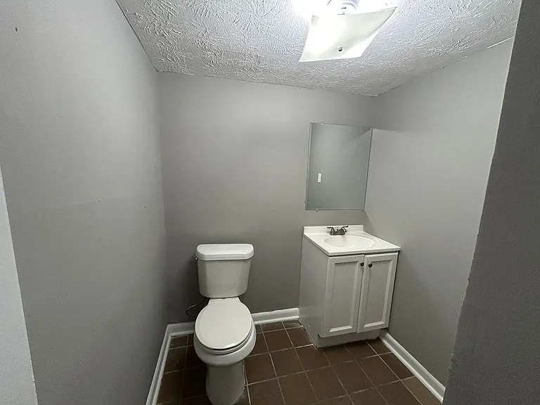 435 Hogue Ave — Photo 12