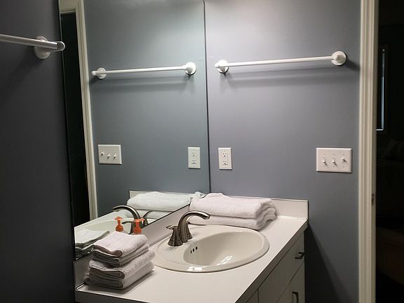 3rd image of 4730 Maranatha Dr
