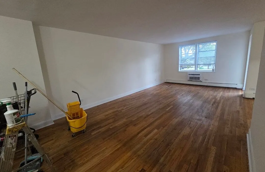 1 bed, 810 sqft, $2,350 — Photo 2