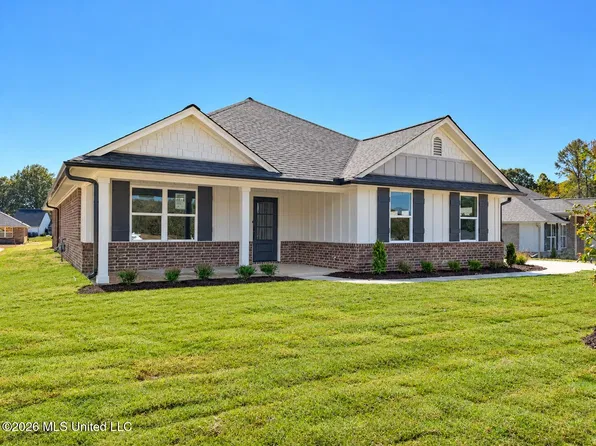 8823 Jackson Ln, Olive Branch, MS 38654