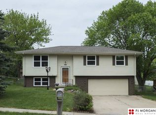 15910 Ohern St, Omaha, NE 68135