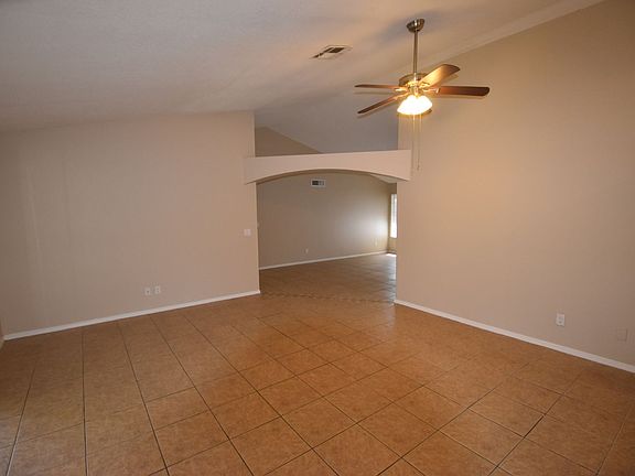 2nd image of 3049 E Charleston Ave