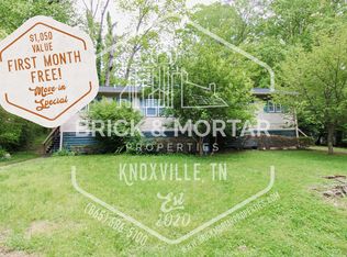 172 W Wadsworth Cir, Oak Ridge, TN 37830