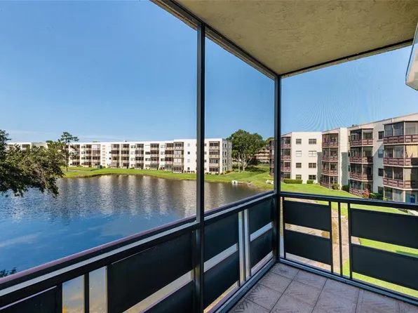 6190 80th St N Unit 310, Saint Petersburg, FL 33709