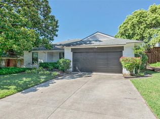 861 Peavy Rd, Dallas, TX 75218