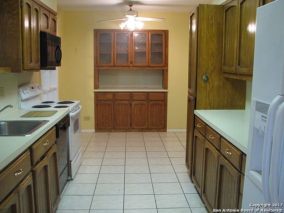 5th image of 103 Clubhill Dr