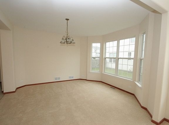 4th image of 10713 Biltmore Ln