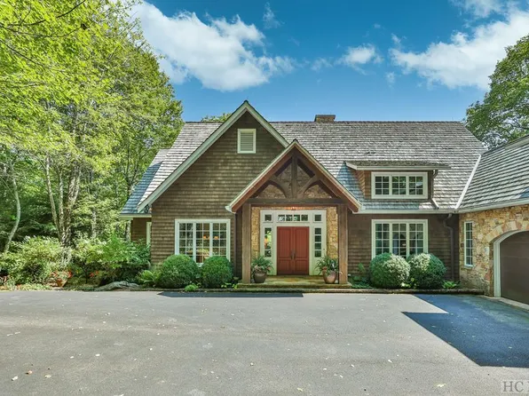 2261 Upper Divide Road, Highlands, NC 28741