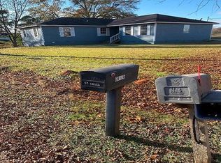 57 New Harmony Rd, Deatsville, AL 36022