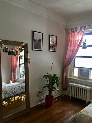 Rented by Avi Nash Associates | media 6