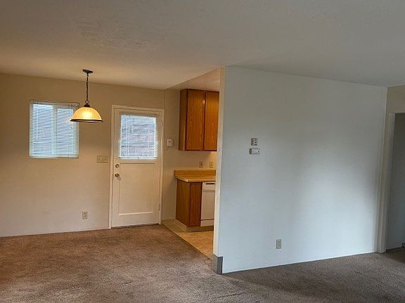 3rd image of 464-472 Ramona Ave #468R05