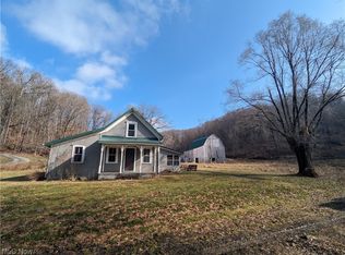 31380 Cadiz Dennison Rd, Uhrichsville, OH 44683