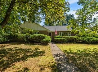 110 Kensington Ave, Westfield, MA 01085