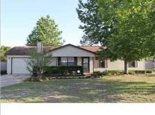 8809 Waynell Ct, Navarre, FL 32566