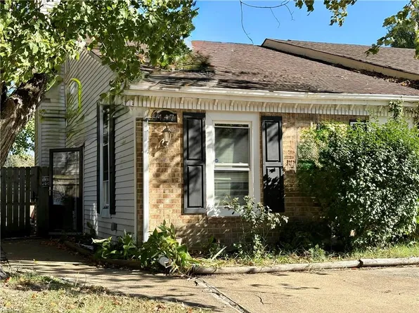 447 Peregrine St, Virginia Beach, VA 23462