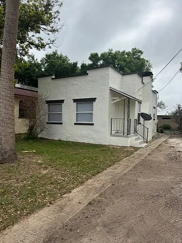 24 E Golf Links Ave Photo 1