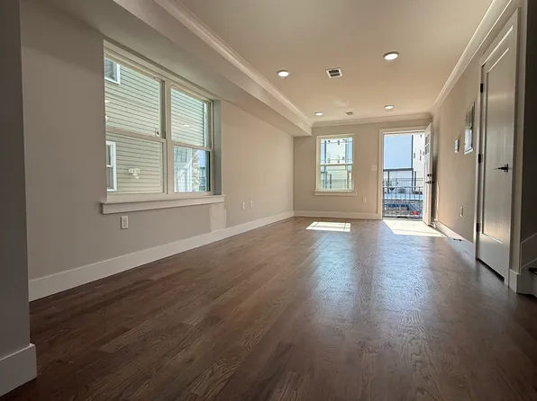 741 S Park St #1, Elizabeth, NJ 07201