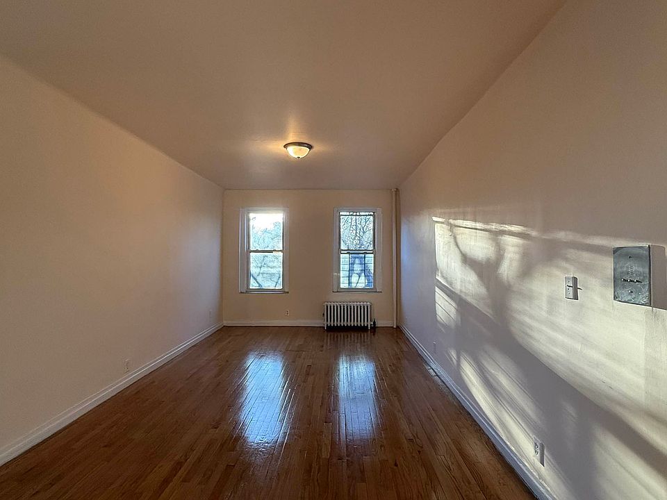 1st image of 3620 Parsons Blvd #2F