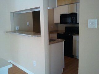2nd image of 2121 Pinehurst Ln APT 2026