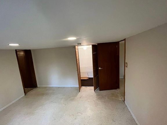 5th image of 9 Cather Ave