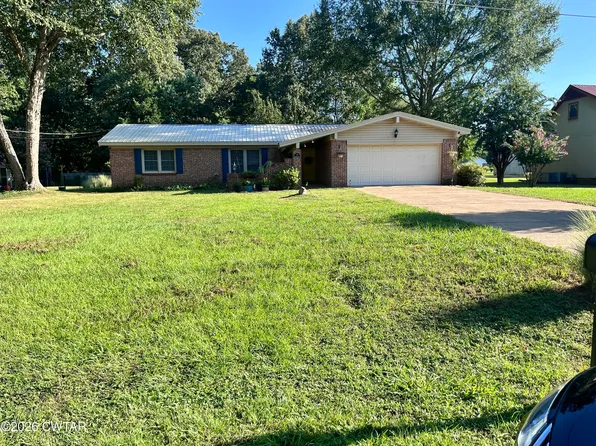 14 Bluebird Cv, Jackson, TN 38305