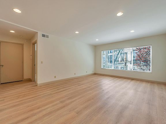 5th image of 241 Cervantes Blvd APT 4