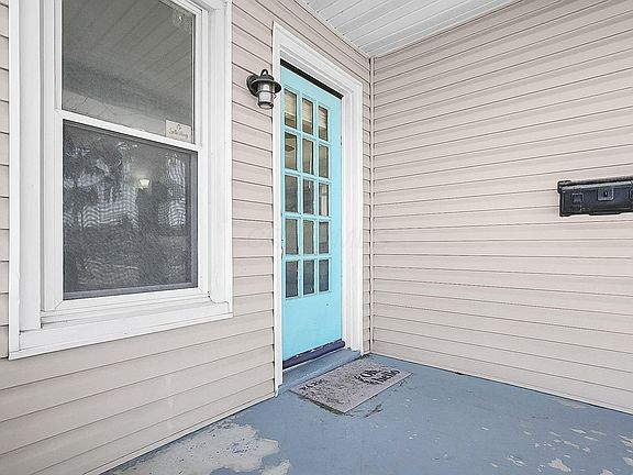 4th image of 1338 Lockbourne Rd