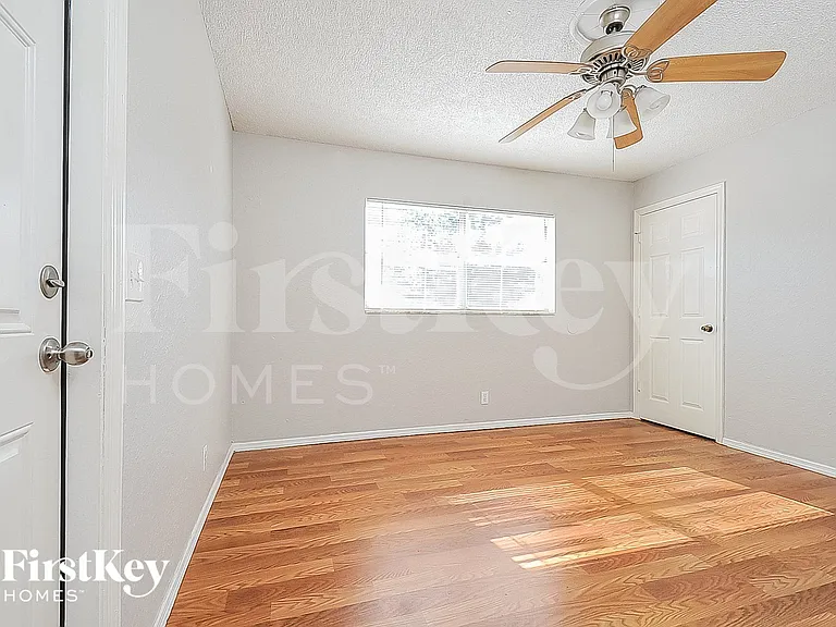 4402 S Lanier Dr — Photo 6