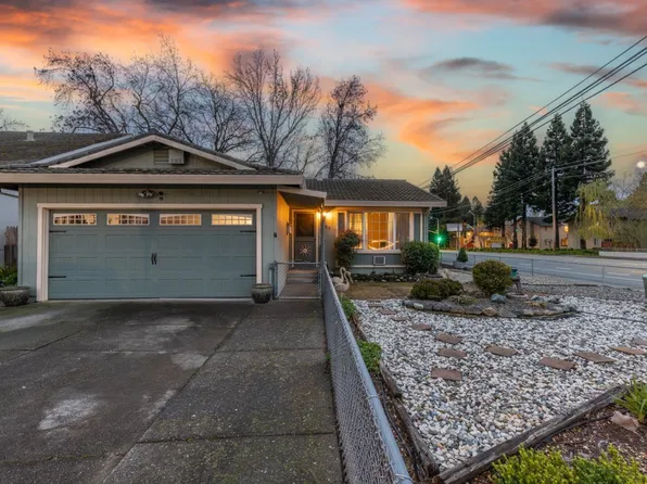 1950 Greeneich Avenue, Santa Rosa, CA 95401