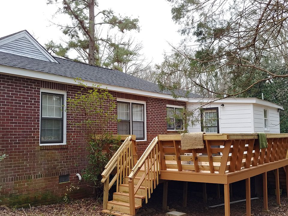 2nd image of 412 Upper Highland Dr