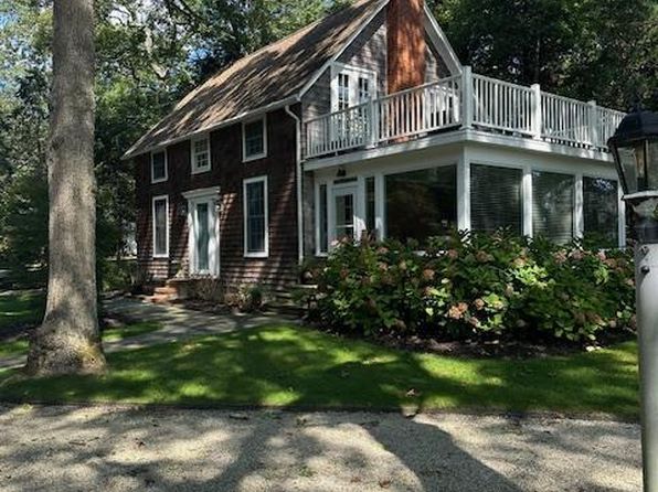 8070 Peconic Bay Blvd