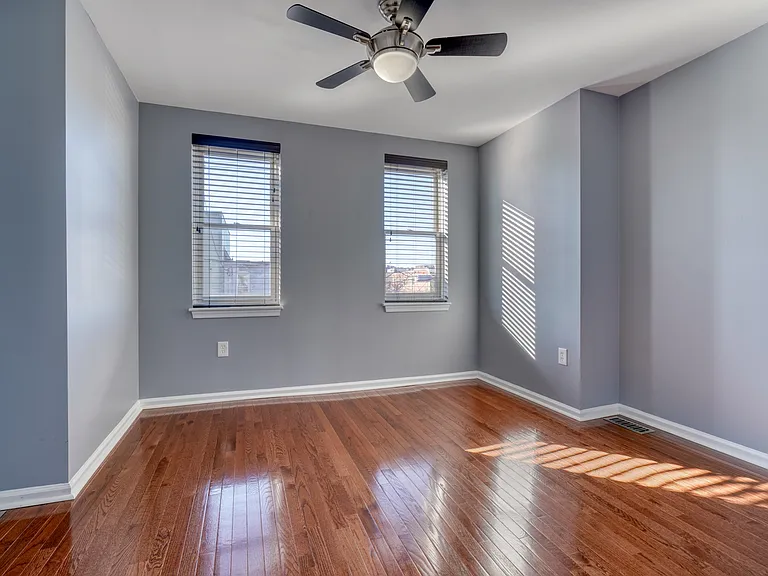 36 N Ellwood Ave — Photo 16