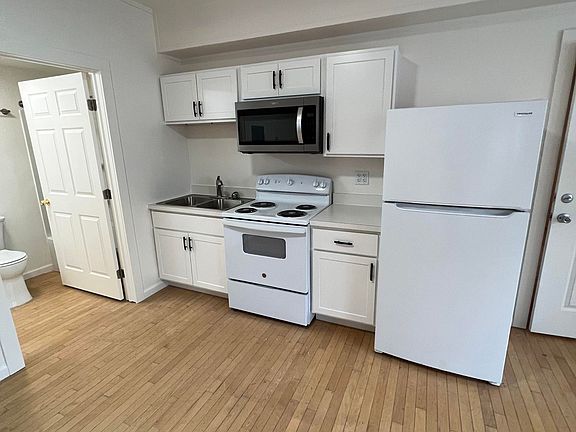 4th image of 509 Wyckoff Rd #5