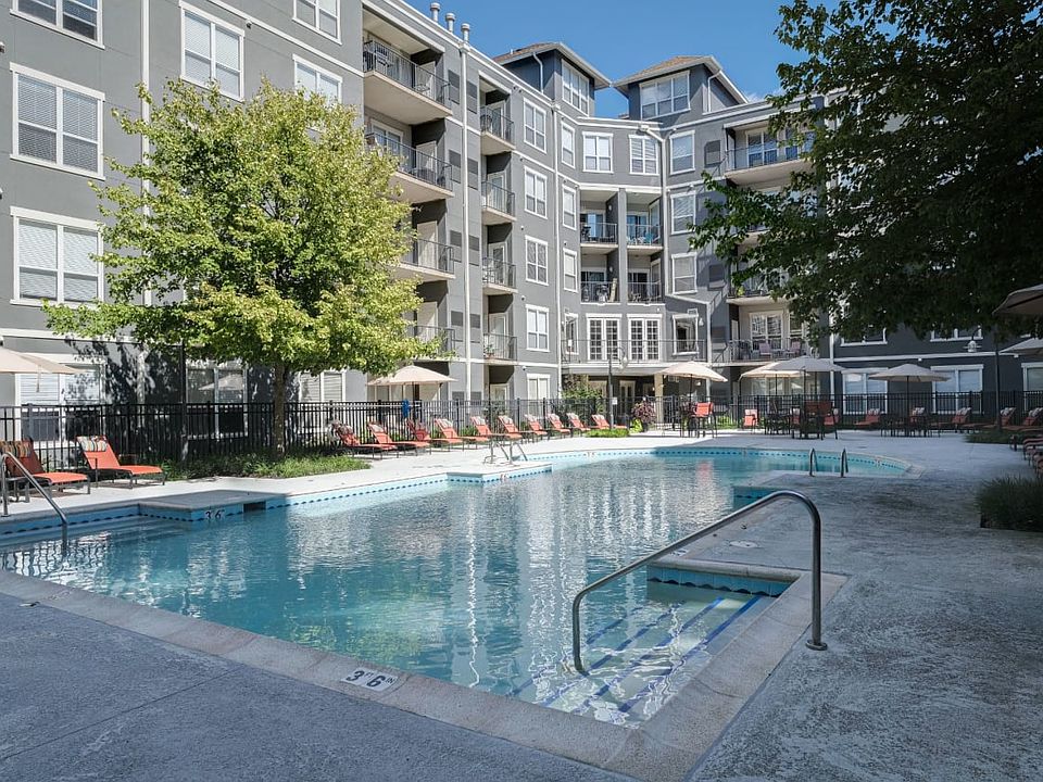 1st image of 2720 S Highland Ave #4696005