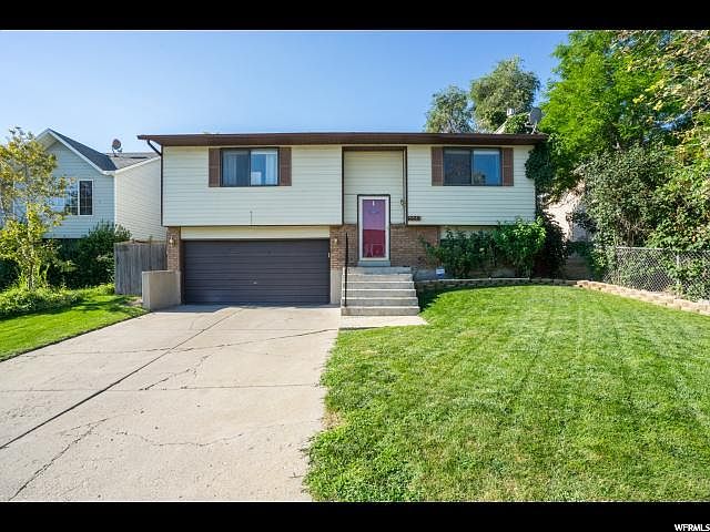1st image of 5513 W Saguaro Dr