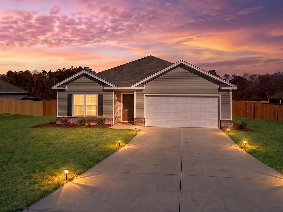 1st image of 24 Maple Dr