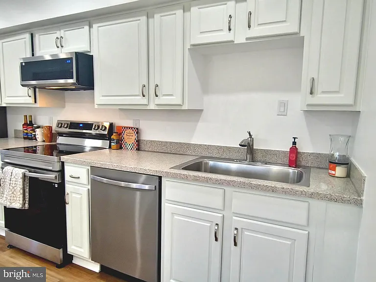 3815 Monte Vista Pl #98E — Photo 5