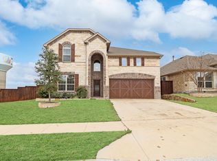 5501 Annie Creek Rd, Fort Worth, TX 76126