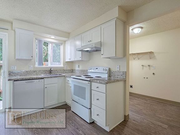 5th image of 1673 Dollar St