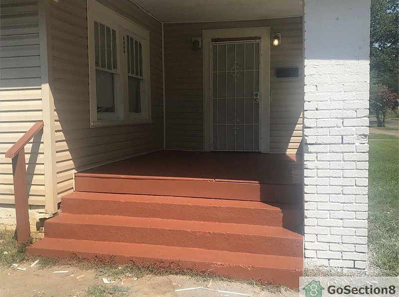 2nd image of 4736 Terrace S #R