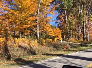 9055 Warren Woods Rd, Union Pier, MI 49116