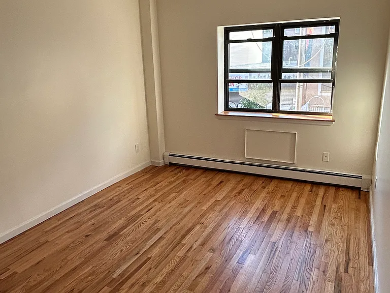 90 Moore St #2F — Photo 9