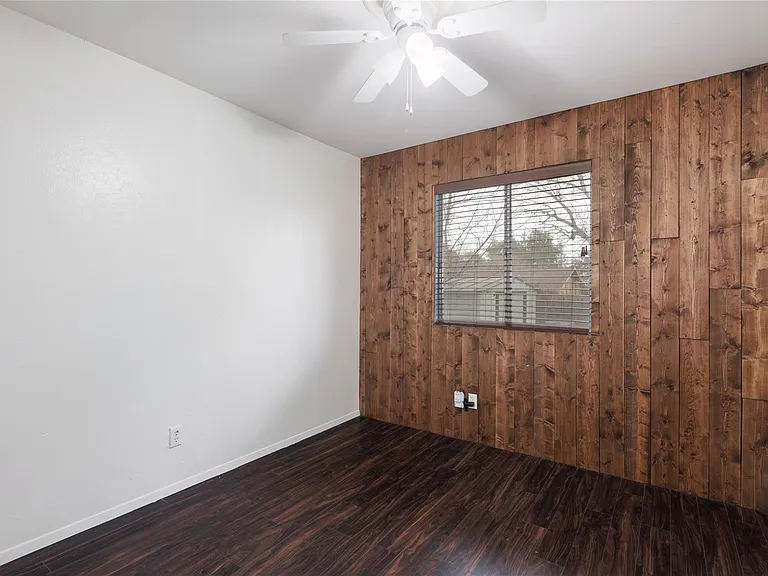 6903 Skynook Dr — Photo 18