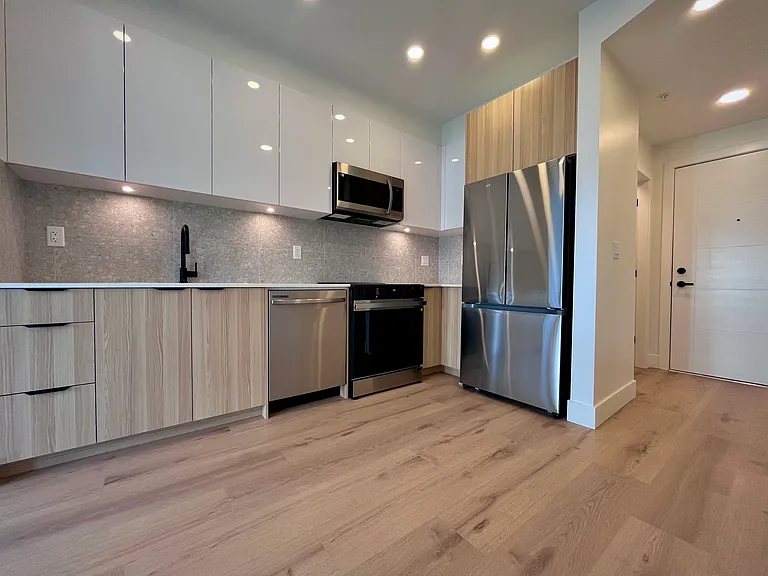 20769 Fraser Hwy #226 — Photo 2