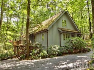 71 Partridge Berry Ln, Cashiers, NC 28717